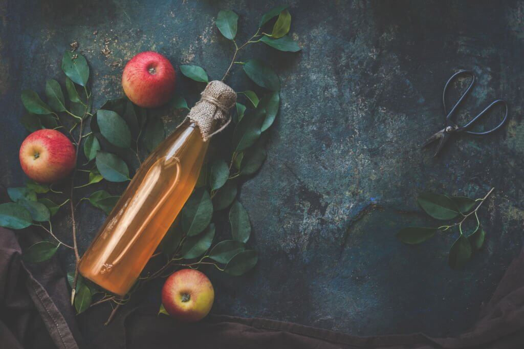 Advantages-and-Disadvantages-of-Apple-Cider-Vinegar