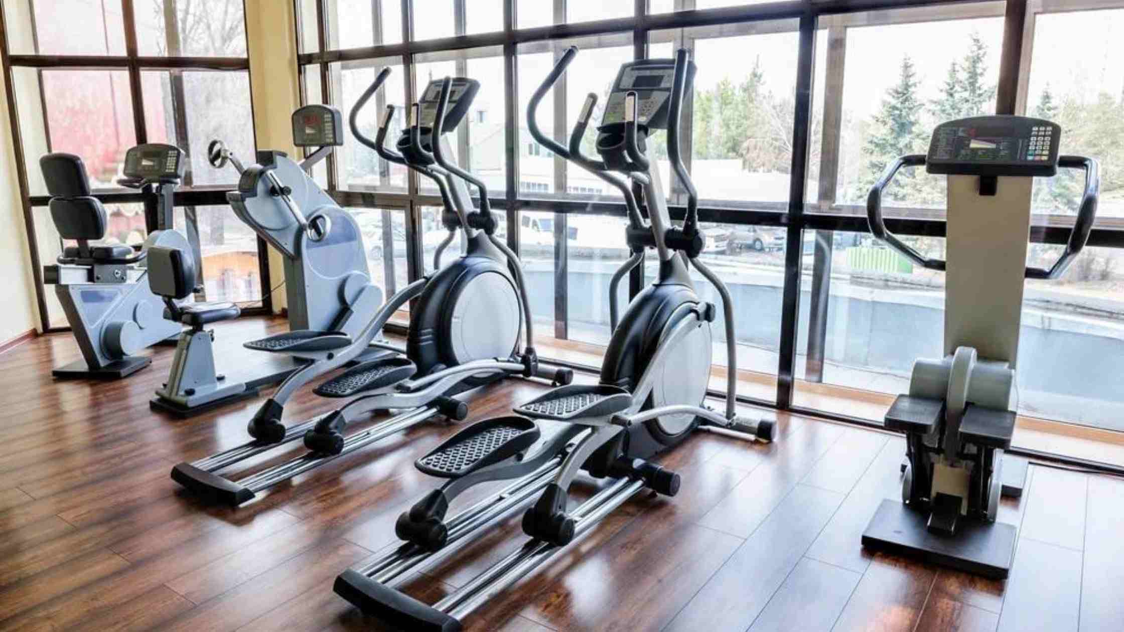 10 Exercise Machines That Burn Belly Fat