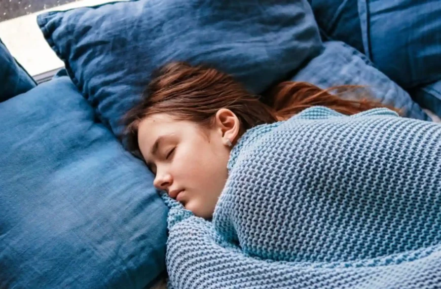 Erratic Sleep Patterns And High Blood Pressure In Teens