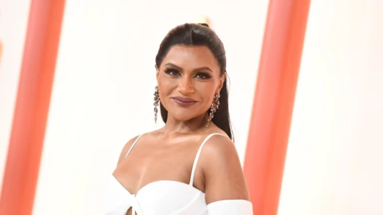 Mindy Kaling Flaunts Her Impressive Weight Loss In White Gown At The Oscars!