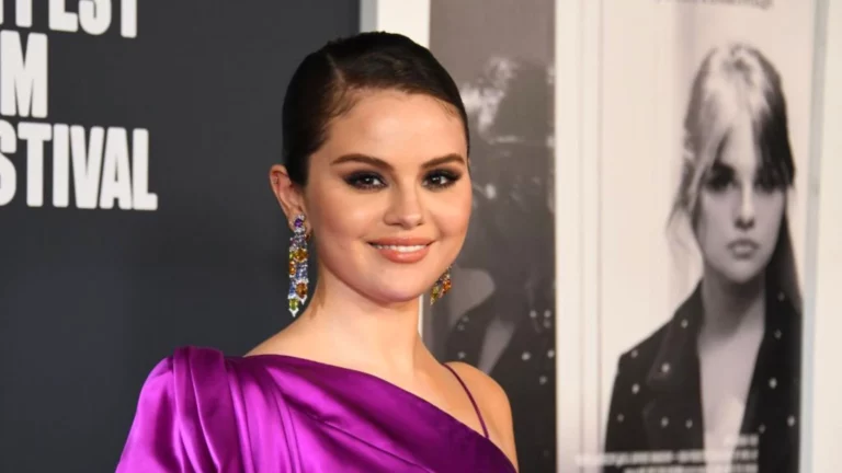 Selena Gomez Confesses “Crying Her Eyes Out” Over Body-Shaming Trolls!